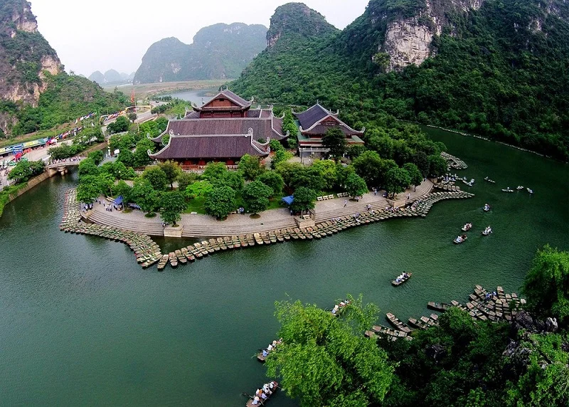 Hanoi to Ninh Binh · The Inland Halong