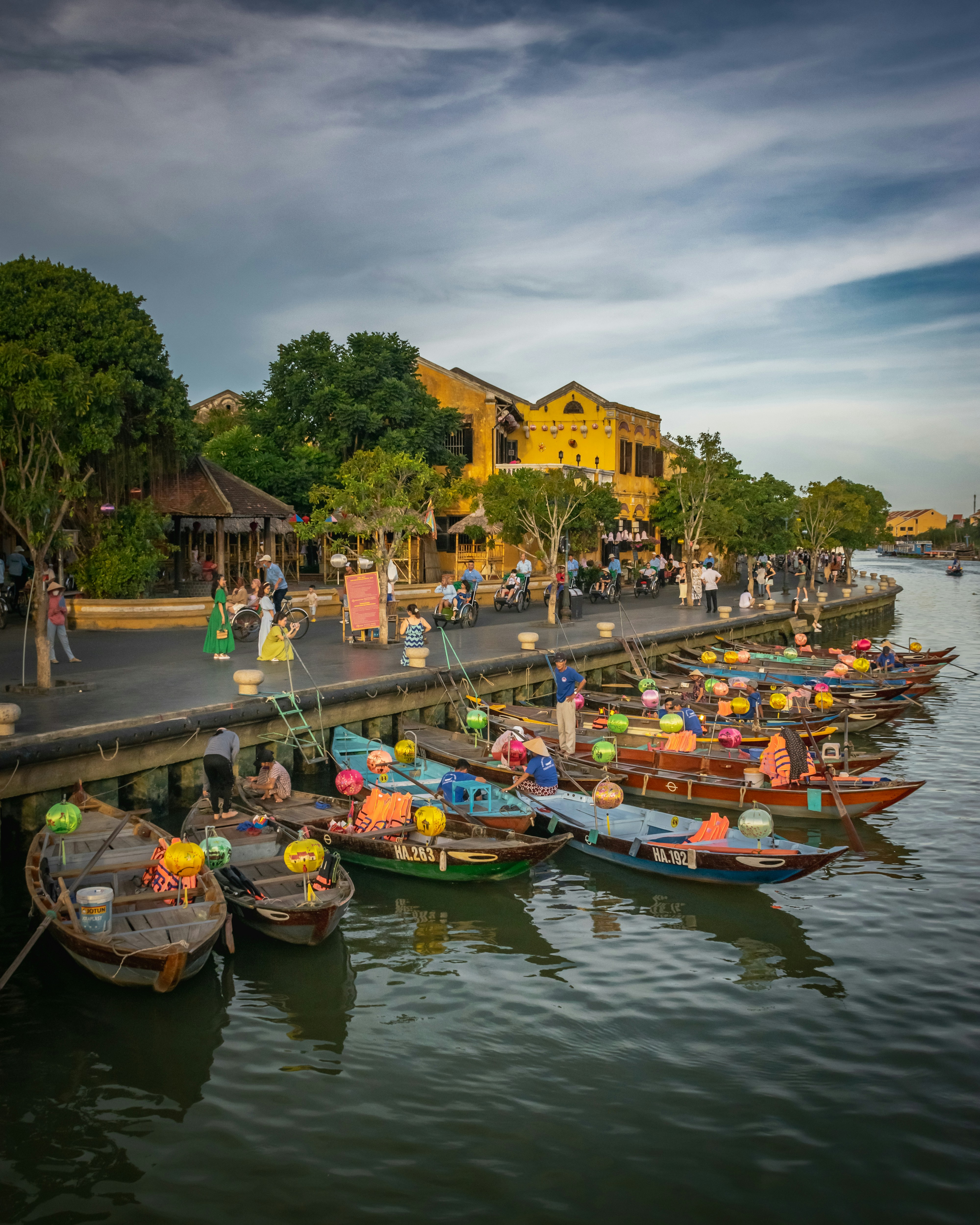 Da Nang to Hoi An · Lantern Town